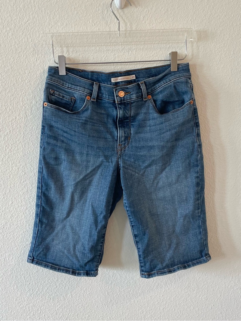 Levi’s Classic Bermuda Shorts 29